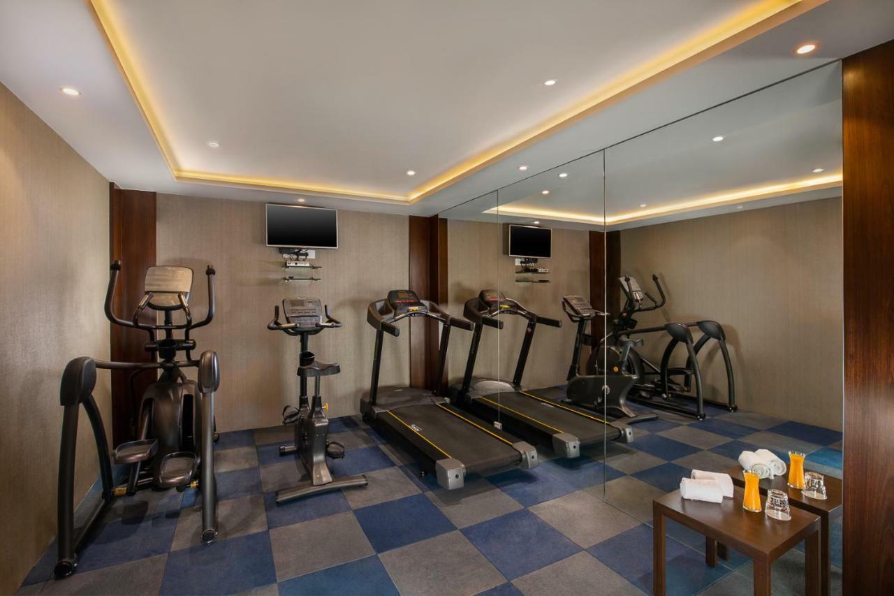 Nirvana Sarovar Portico Gorakhpur Exterior foto