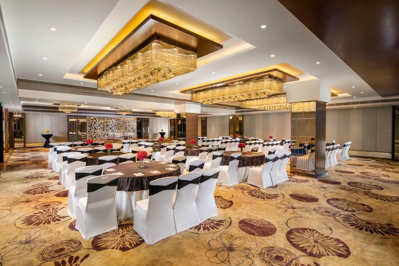 Nirvana Sarovar Portico Gorakhpur Exterior foto